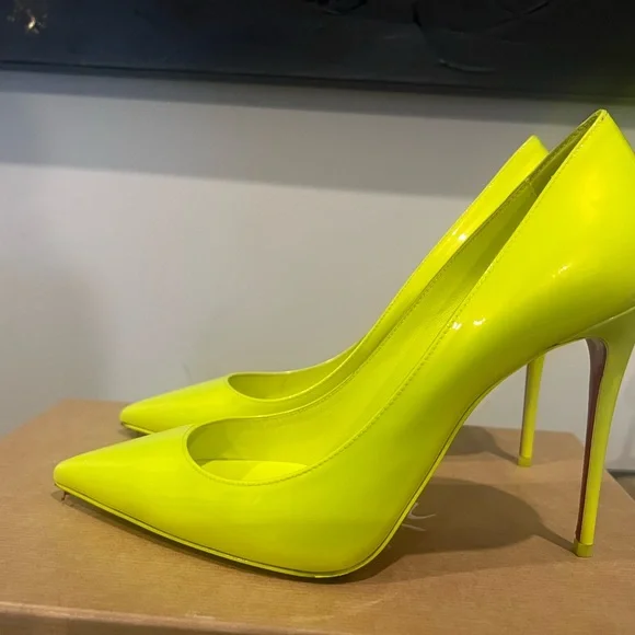 Kate 100 Christian Louboutin Neon Yellow size 38.5 - Picture 5 of 10